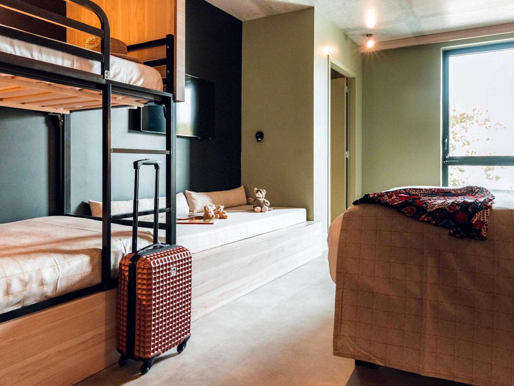 Greet Hotel La Rochelle Centre Экстерьер фото